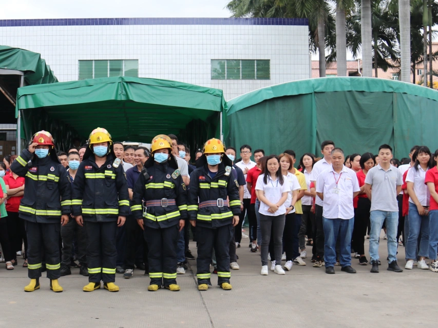 東莞立新塑膠消防演習(xí)