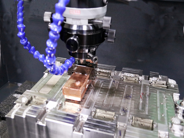 注塑加工的模具轉(zhuǎn)換技巧是什么？立新塑膠教您